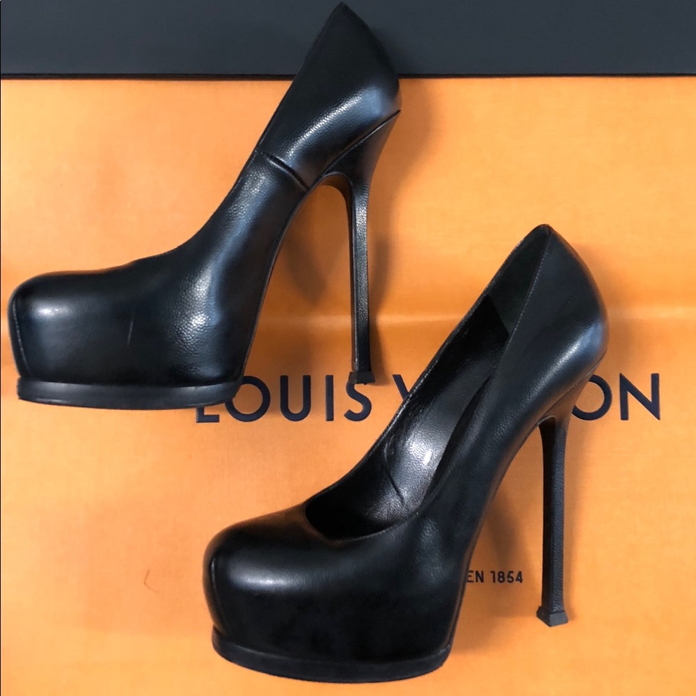 YSL Tribtoo Black Leather Pumps